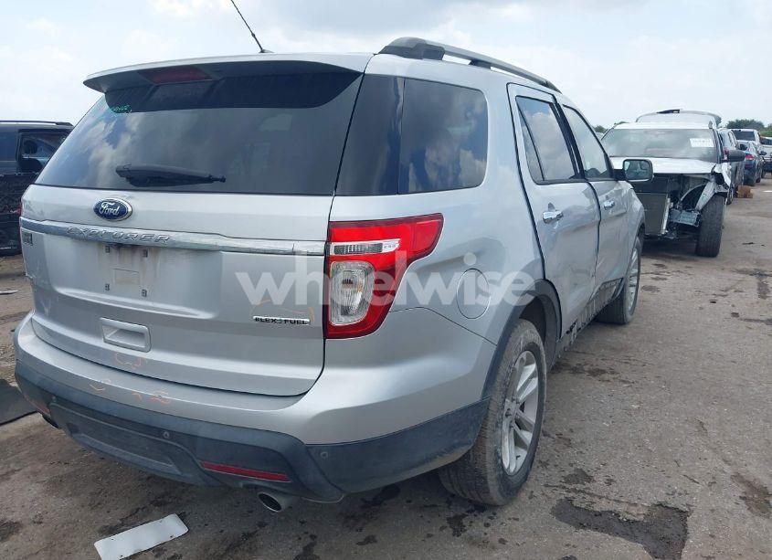 Photo 4 of 2013 Ford Explorer XLT (VIN 1FM5K7D84DGA93803)