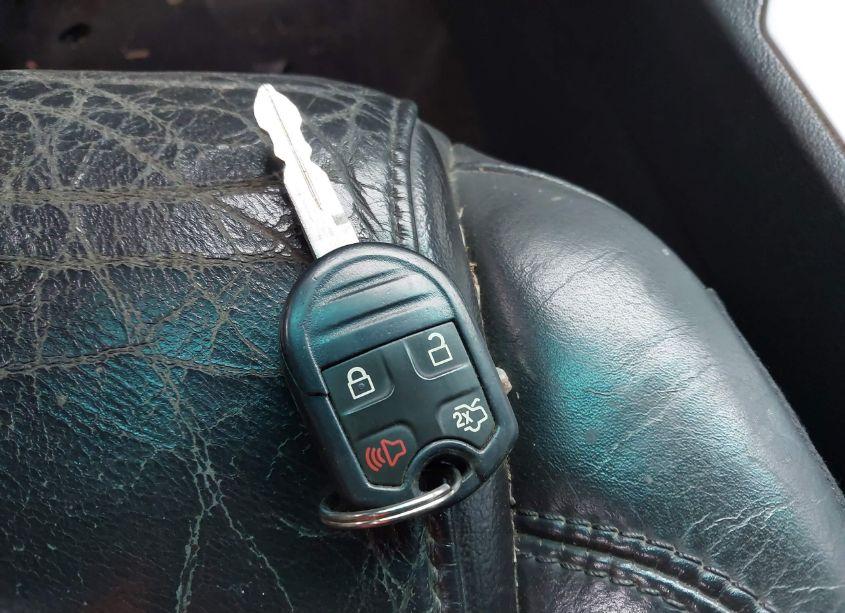 Photo 11 of 2013 Ford Explorer XLT (VIN 1FM5K7D84DGA98368)