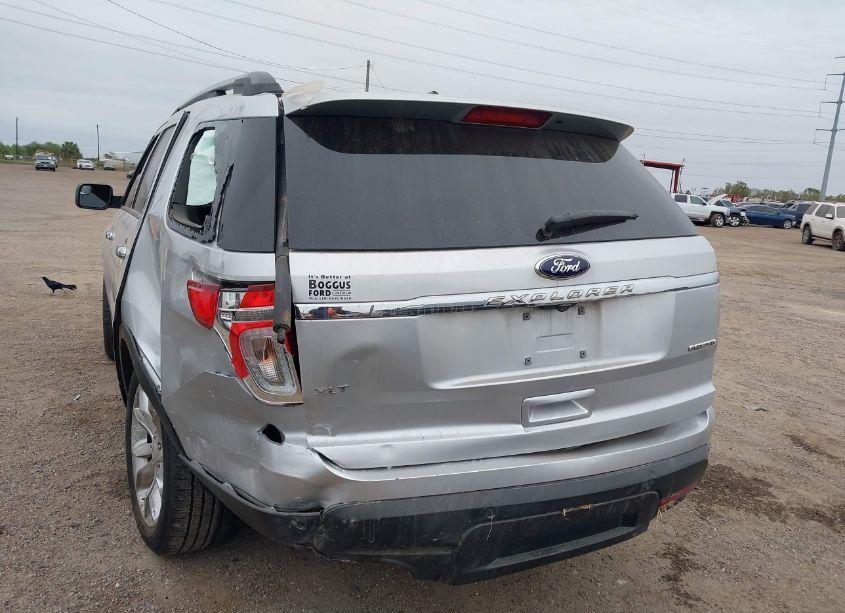 Photo 3 of 2013 Ford Explorer XLT (VIN 1FM5K7D84DGA98368)