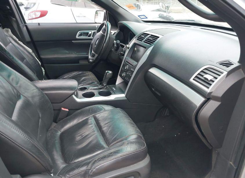 Photo 5 of 2013 Ford Explorer XLT (VIN 1FM5K7D84DGA98368)