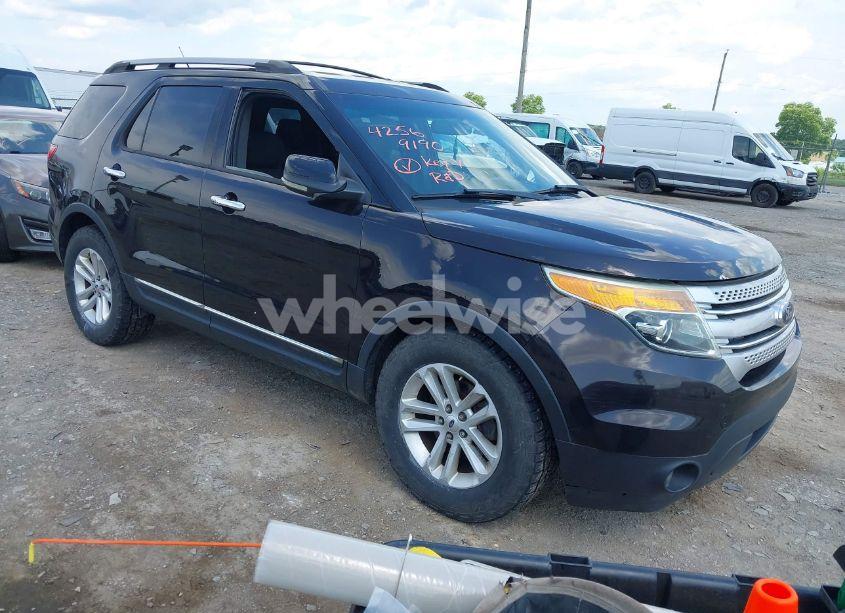 2013 Ford Explorer XLT (VIN 1FM5K7D84DGB03083) main photo