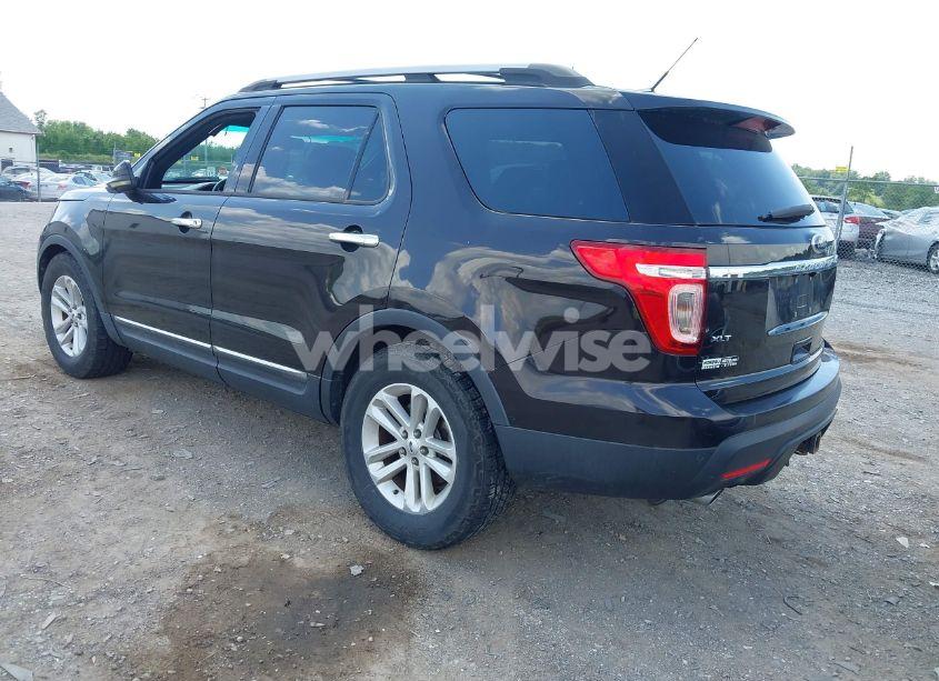 Photo 3 of 2013 Ford Explorer XLT (VIN 1FM5K7D84DGB03083)