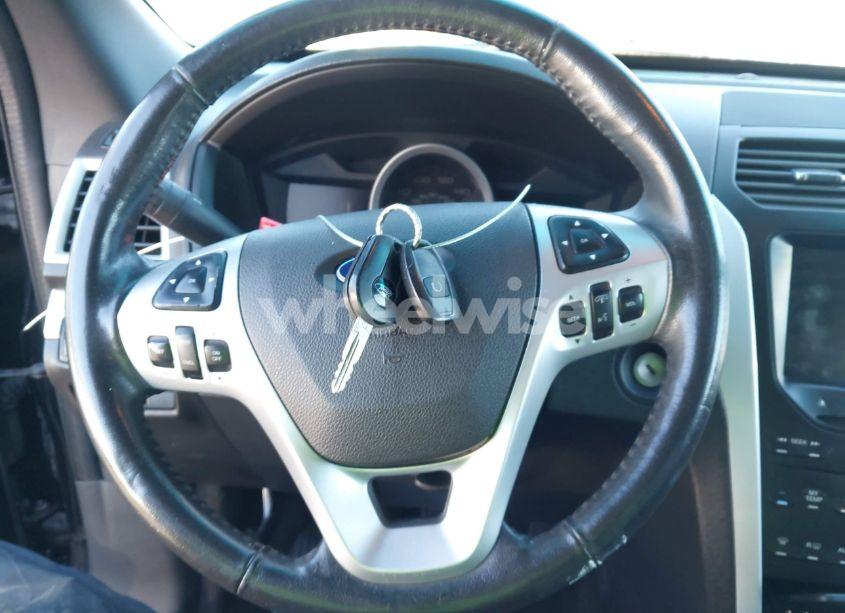 Photo 11 of 2013 Ford Explorer XLT (VIN 1FM5K7D84DGB04606)