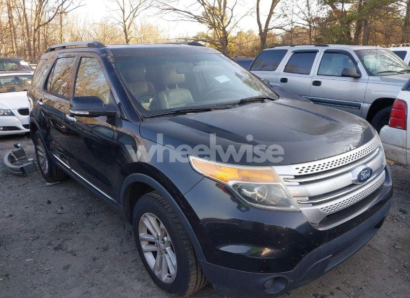 2013 Ford Explorer XLT (VIN 1FM5K7D84DGB21311) main photo