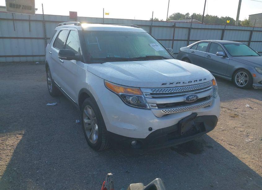 2013 Ford Explorer XLT (VIN 1FM5K7D84DGB26301) main photo