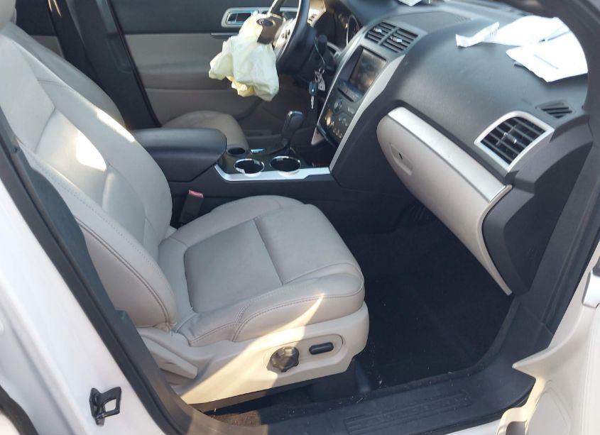 Photo 5 of 2013 Ford Explorer XLT (VIN 1FM5K7D84DGB26301)