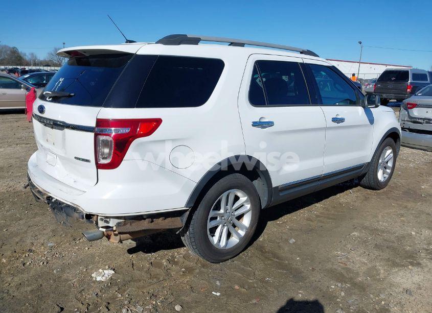 Photo 4 of 2013 Ford Explorer XLT (VIN 1FM5K7D84DGC40198)