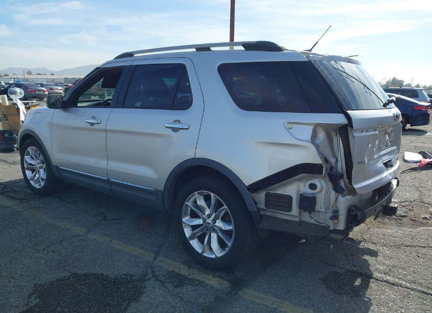 Photo 3 of 2013 Ford Explorer XLT (VIN 1FM5K7D84DGC49354)