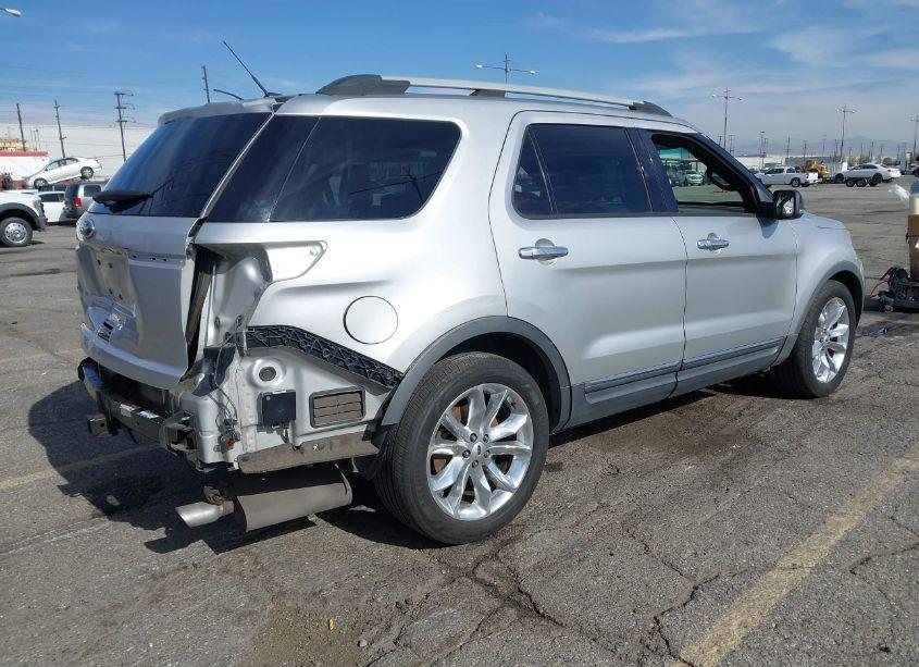 Photo 4 of 2013 Ford Explorer XLT (VIN 1FM5K7D84DGC49354)