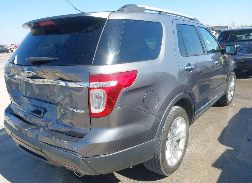 Photo 4 of 2013 Ford Explorer XLT (VIN 1FM5K7D84DGC60502)