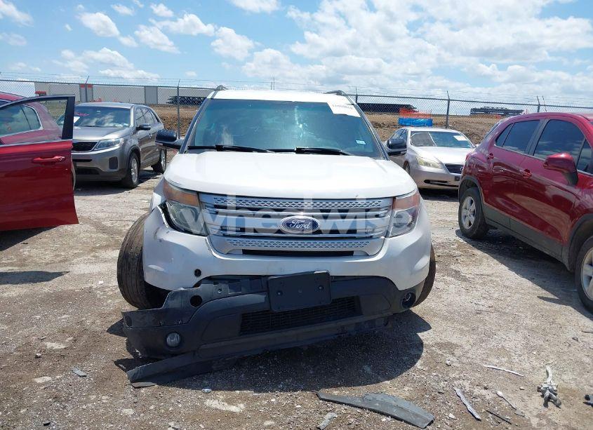 Photo 11 of 2014 Ford Explorer XLT (VIN 1FM5K7D84EGB09757)