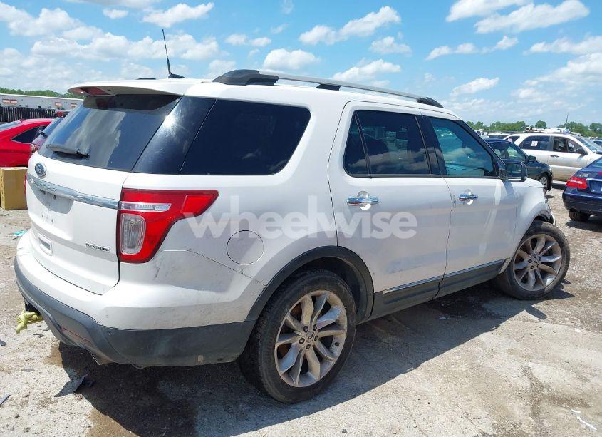 Photo 4 of 2014 Ford Explorer XLT (VIN 1FM5K7D84EGB09757)