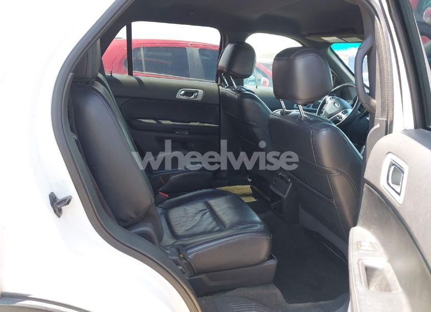 Photo 8 of 2014 Ford Explorer XLT (VIN 1FM5K7D84EGB09757)