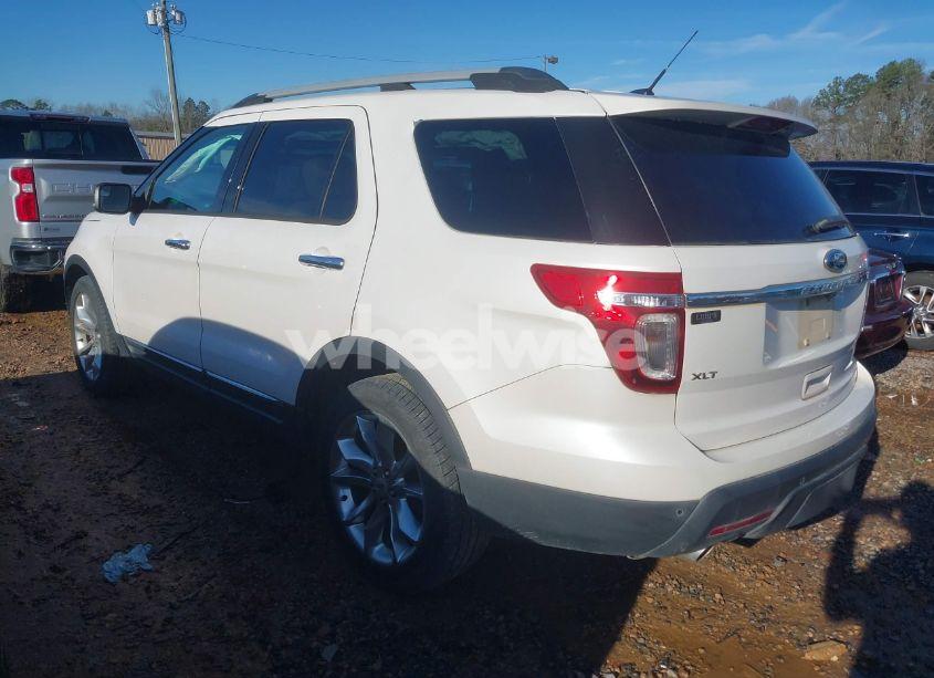 Photo 3 of 2014 Ford Explorer XLT (VIN 1FM5K7D84EGB22458)
