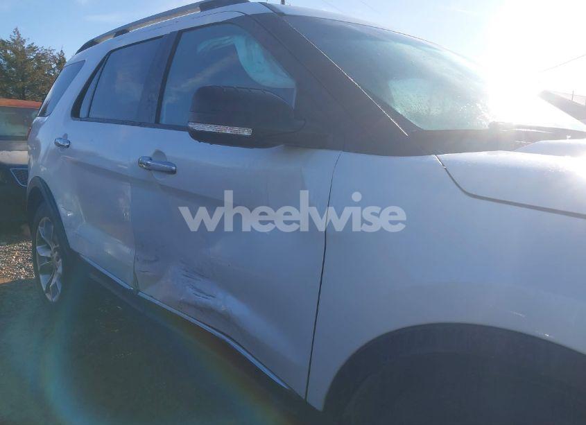 Photo 6 of 2014 Ford Explorer XLT (VIN 1FM5K7D84EGB22458)