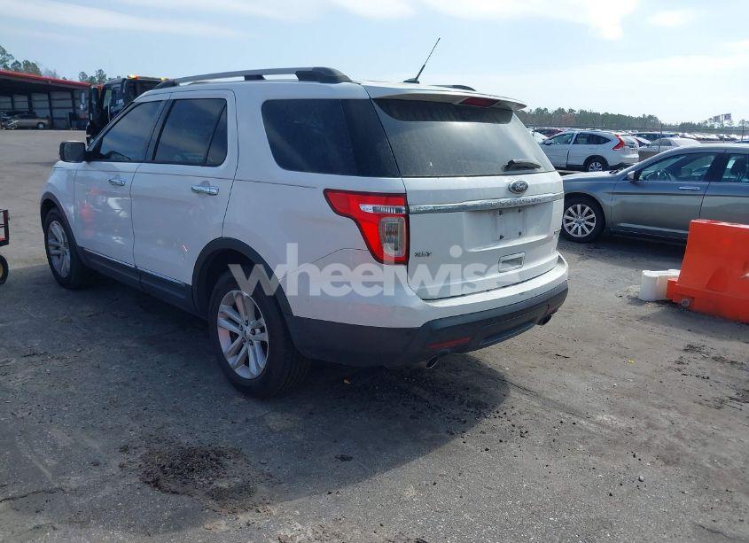 Photo 3 of 2014 Ford Explorer XLT (VIN 1FM5K7D84EGB49627)