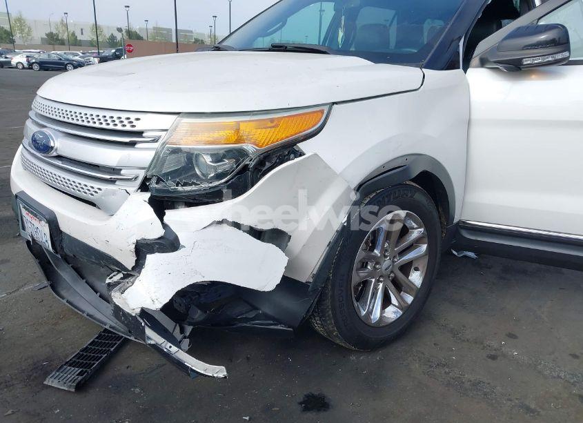 Photo 6 of 2015 Ford Explorer XLT (VIN 1FM5K7D84FGA55152)