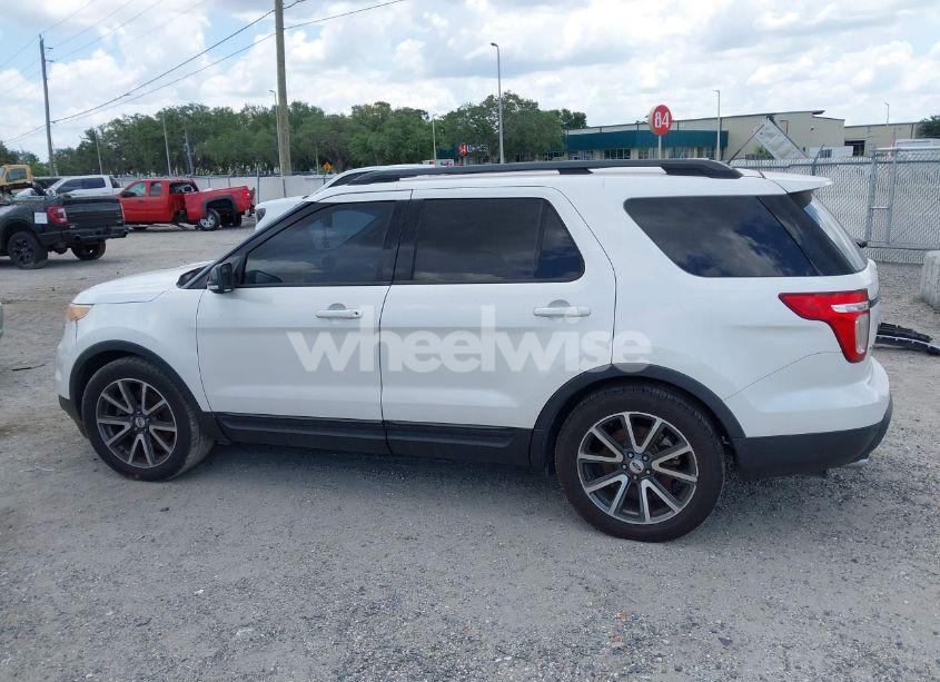 Photo 14 of 2015 Ford Explorer XLT (VIN 1FM5K7D84FGA83050)