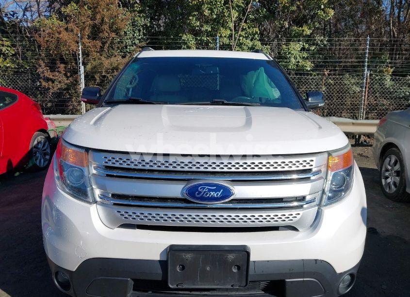 Photo 12 of 2015 Ford Explorer XLT (VIN 1FM5K7D84FGC45453)