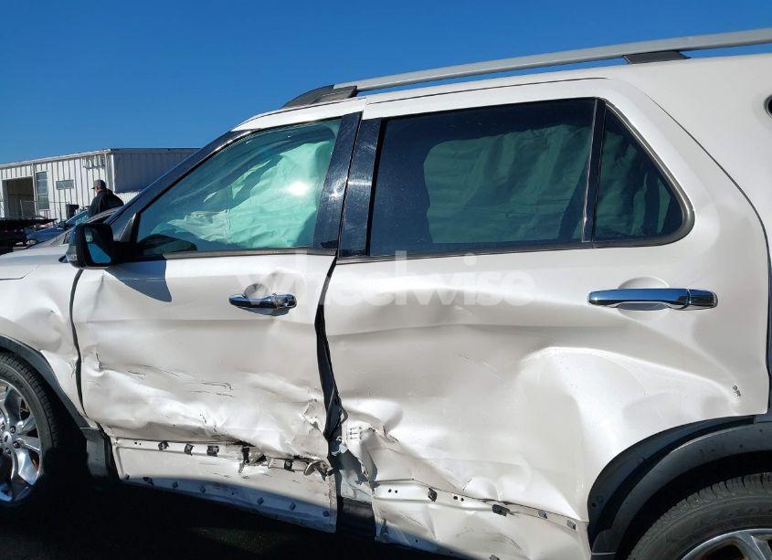 Photo 14 of 2015 Ford Explorer XLT (VIN 1FM5K7D84FGC45453)