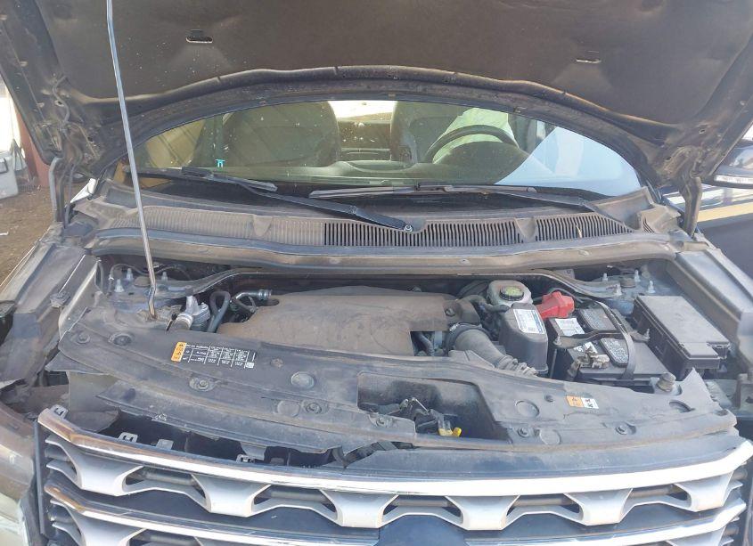 Photo 10 of 2016 Ford Explorer XLT (VIN 1FM5K7D84GGA07653)