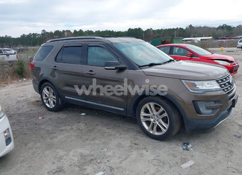 2016 Ford Explorer XLT (VIN 1FM5K7D84GGB01631) main photo