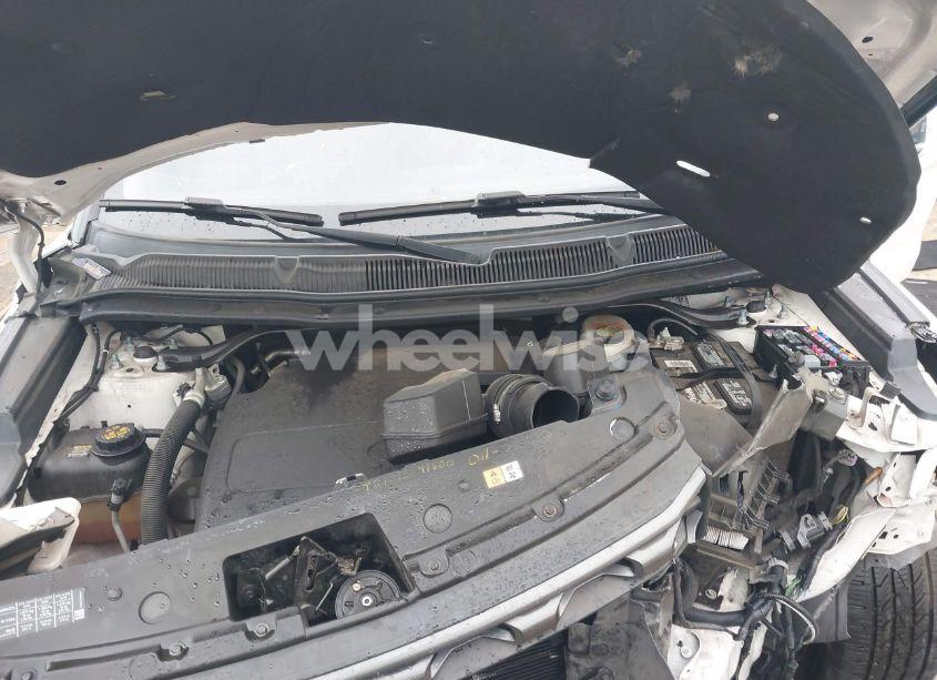 Photo 10 of 2017 Ford Explorer XLT (VIN 1FM5K7D84HGA61004)