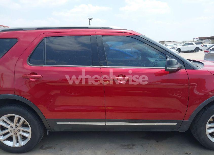 Photo 14 of 2017 Ford Explorer XLT (VIN 1FM5K7D84HGB14106)