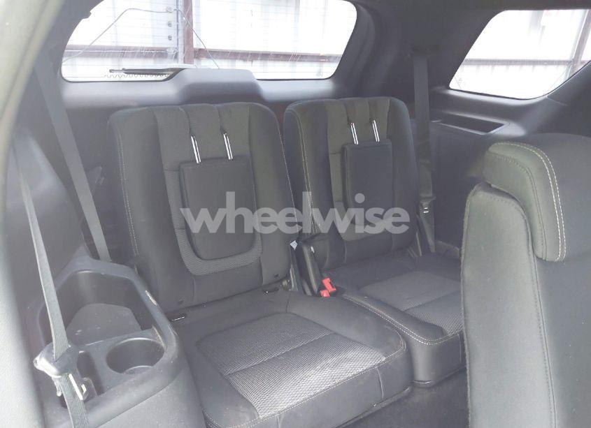 Photo 18 of 2017 Ford Explorer XLT (VIN 1FM5K7D84HGB14106)