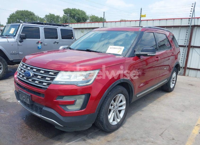 Photo 2 of 2017 Ford Explorer XLT (VIN 1FM5K7D84HGB14106)