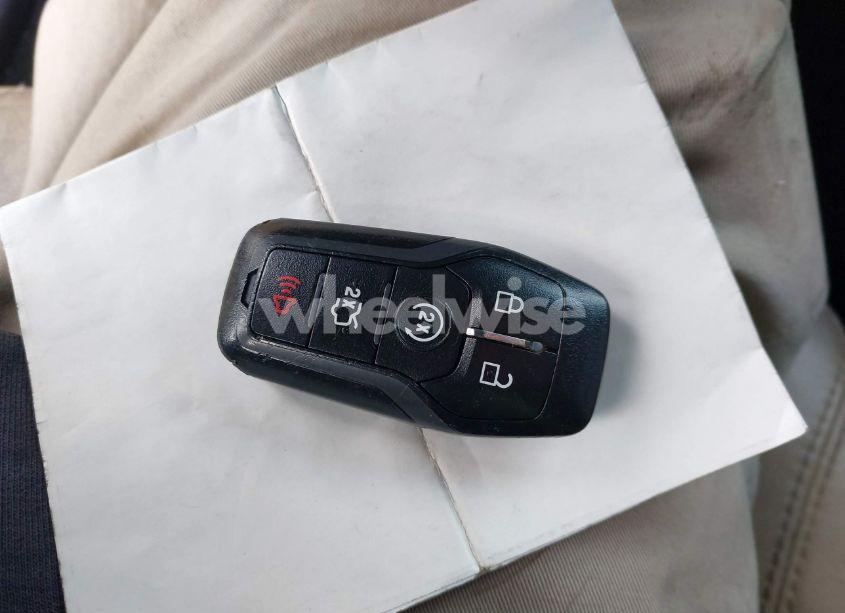 Photo 11 of 2017 Ford Explorer XLT (VIN 1FM5K7D84HGB27440)