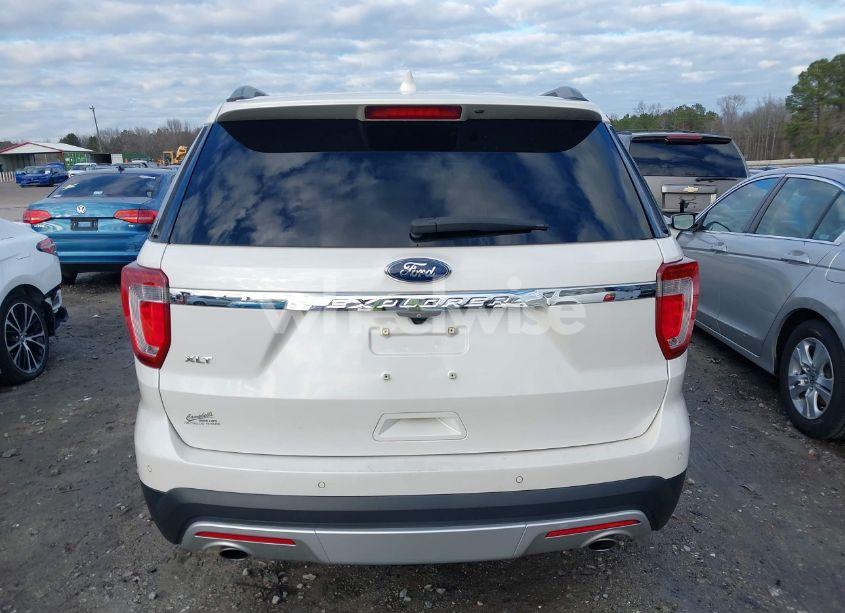 Photo 16 of 2017 Ford Explorer XLT (VIN 1FM5K7D84HGB27440)