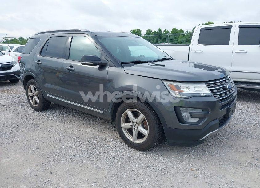 2017 Ford Explorer XLT (VIN 1FM5K7D84HGC30731) main photo