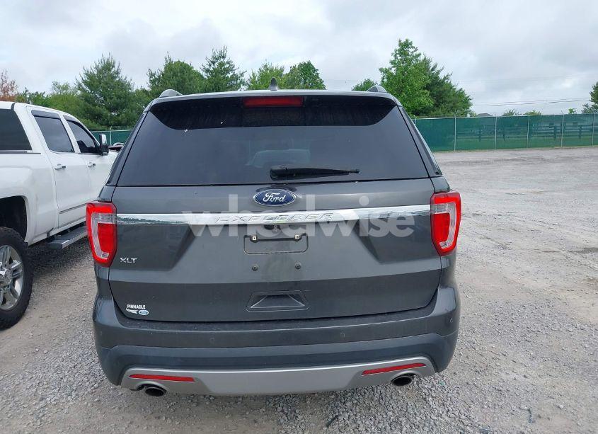 Photo 16 of 2017 Ford Explorer XLT (VIN 1FM5K7D84HGC30731)