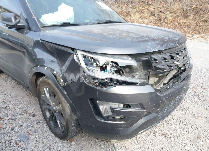 Photo 12 of 2017 Ford Explorer XLT (VIN 1FM5K7D84HGD95579)