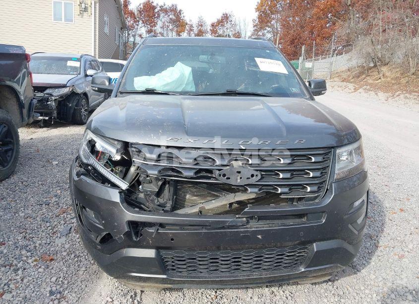 Photo 13 of 2017 Ford Explorer XLT (VIN 1FM5K7D84HGD95579)