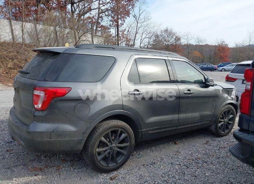 Photo 14 of 2017 Ford Explorer XLT (VIN 1FM5K7D84HGD95579)