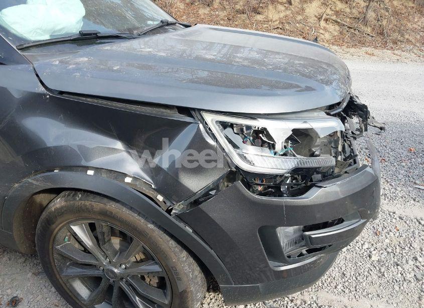 Photo 18 of 2017 Ford Explorer XLT (VIN 1FM5K7D84HGD95579)