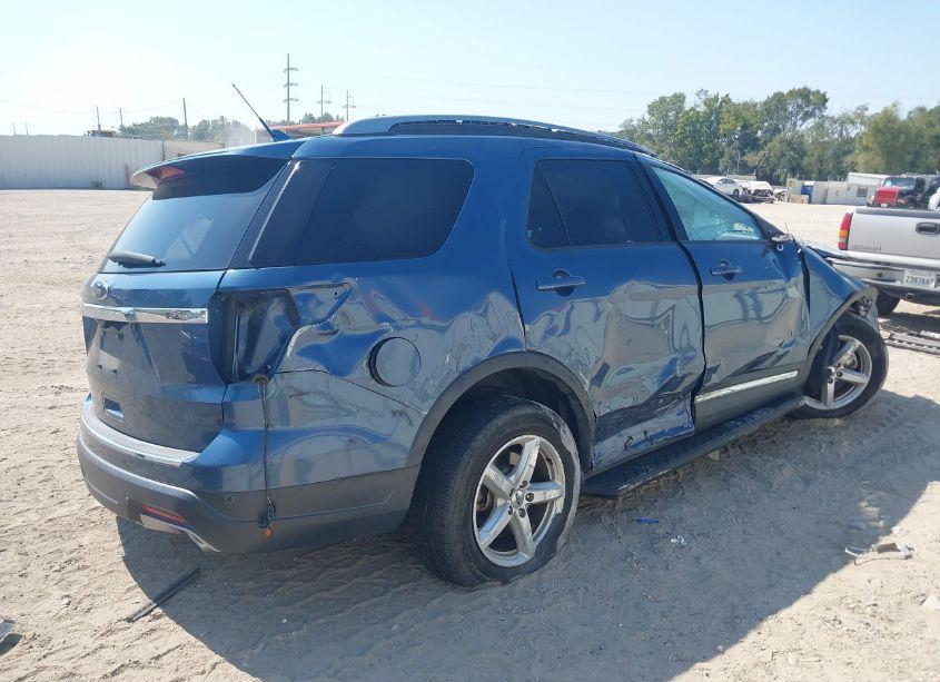 Photo 4 of 2018 Ford Explorer XLT (VIN 1FM5K7D84JGA51921)