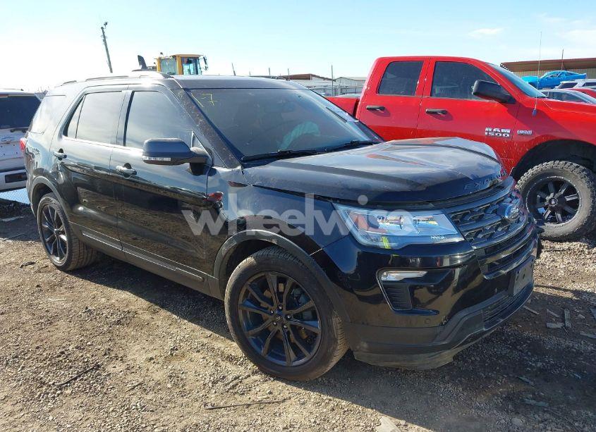 2018 Ford Explorer XLT (VIN 1FM5K7D84JGA66712) main photo