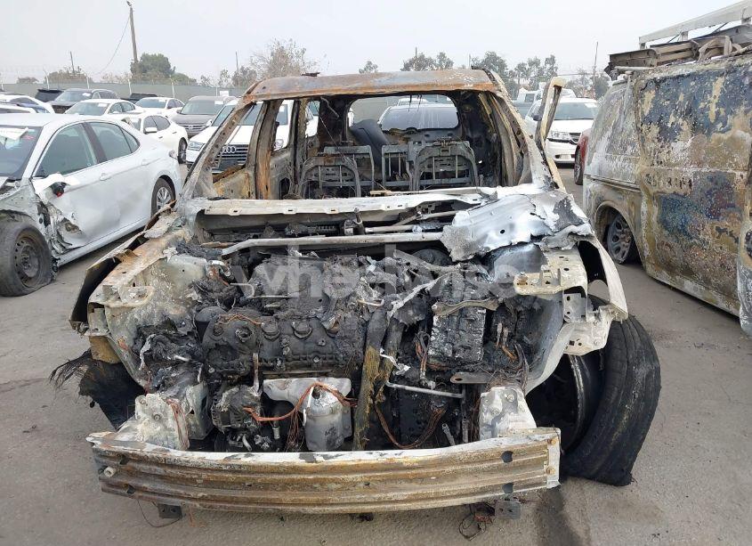 Photo 11 of 2018 Ford Explorer XLT (VIN 1FM5K7D84JGB31932)