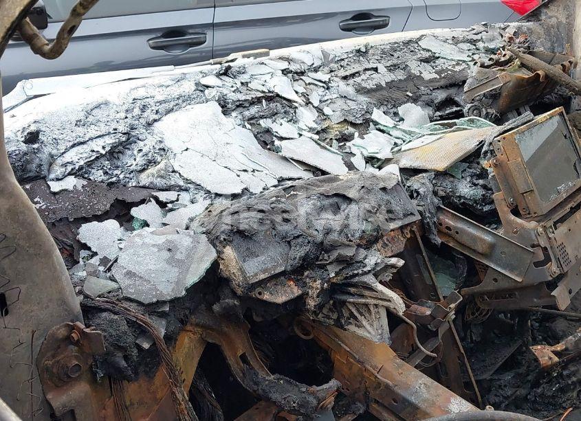 Photo 14 of 2018 Ford Explorer XLT (VIN 1FM5K7D84JGB31932)