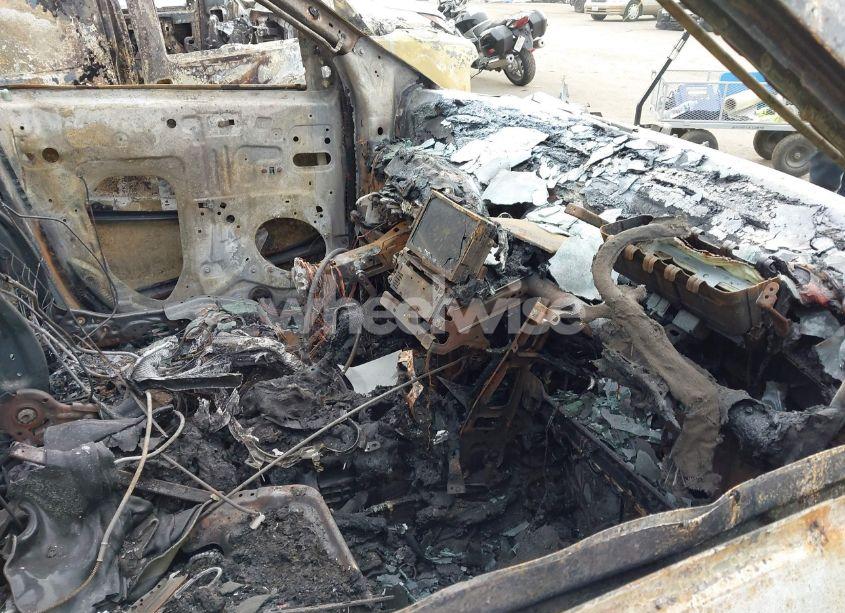 Photo 5 of 2018 Ford Explorer XLT (VIN 1FM5K7D84JGB31932)