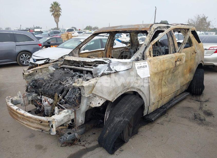 Photo 6 of 2018 Ford Explorer XLT (VIN 1FM5K7D84JGB31932)