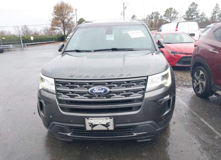 Photo 12 of 2018 Ford Explorer XLT (VIN 1FM5K7D84JGB62808)
