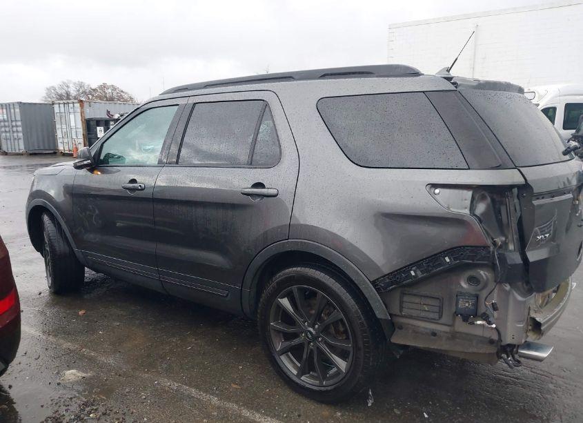 Photo 14 of 2018 Ford Explorer XLT (VIN 1FM5K7D84JGB62808)
