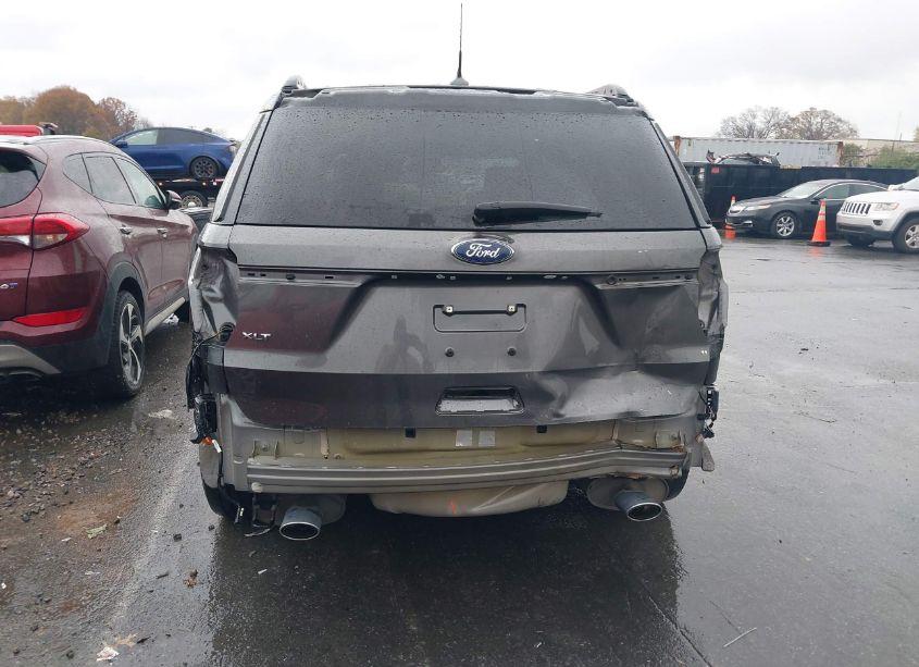 Photo 6 of 2018 Ford Explorer XLT (VIN 1FM5K7D84JGB62808)