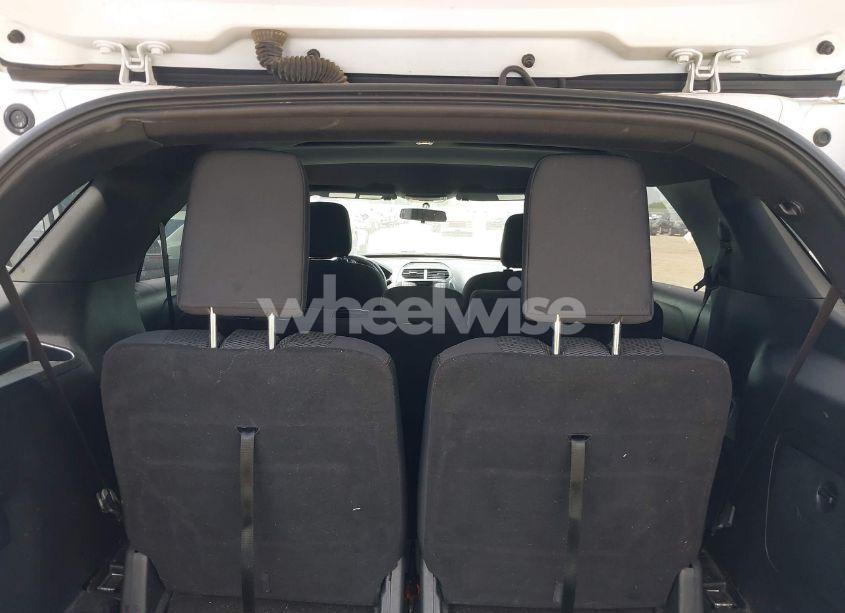 Photo 8 of 2018 Ford Explorer XLT (VIN 1FM5K7D84JGB77941)