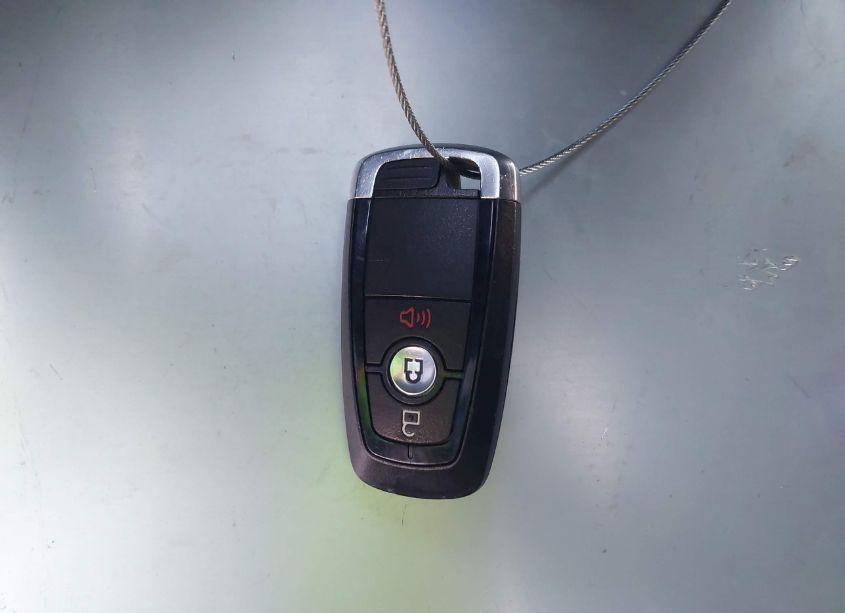 Photo 11 of 2019 Ford Explorer XLT (VIN 1FM5K7D84KGA15986)