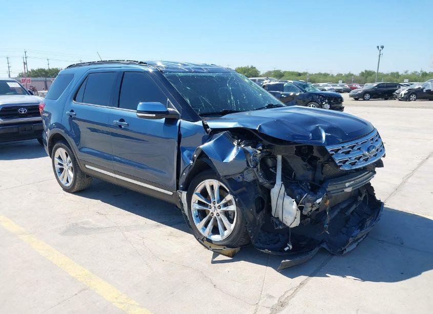 2019 Ford Explorer XLT (VIN 1FM5K7D84KGA92969) main photo